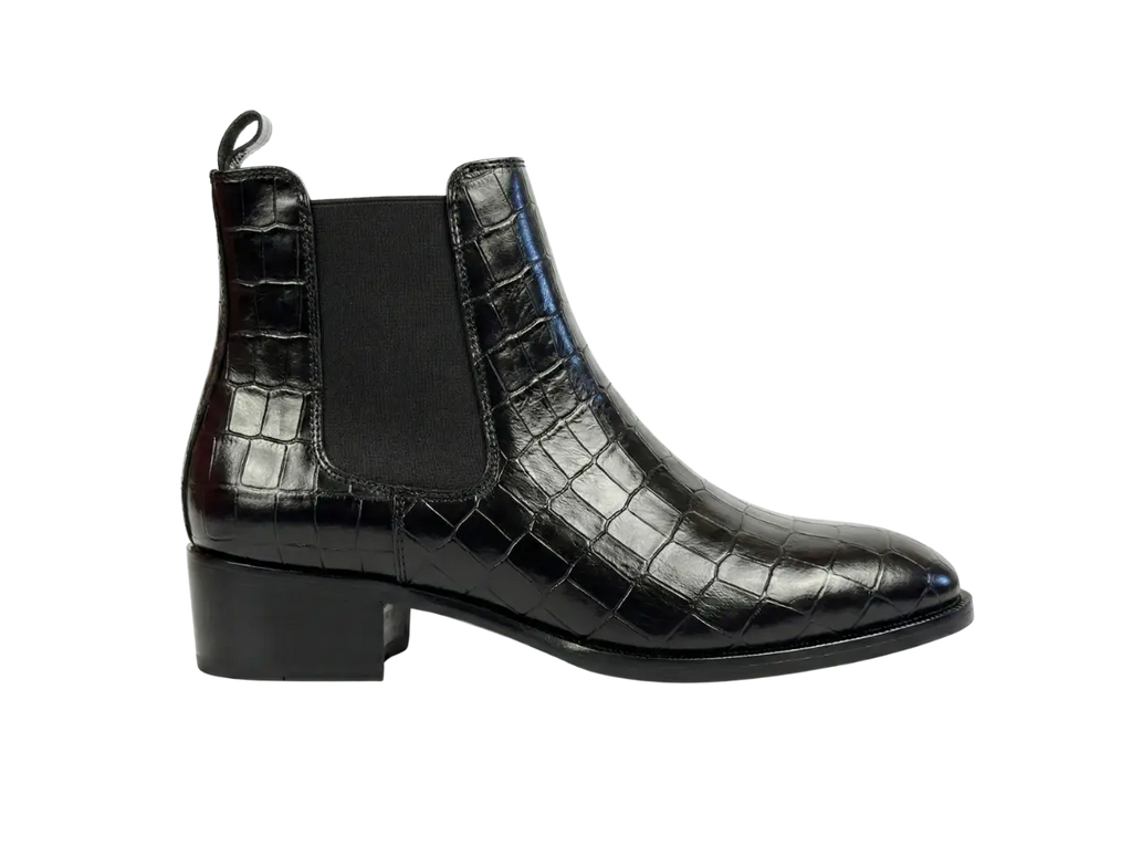 Black Croco Tag Leo Chelsea Loafers
