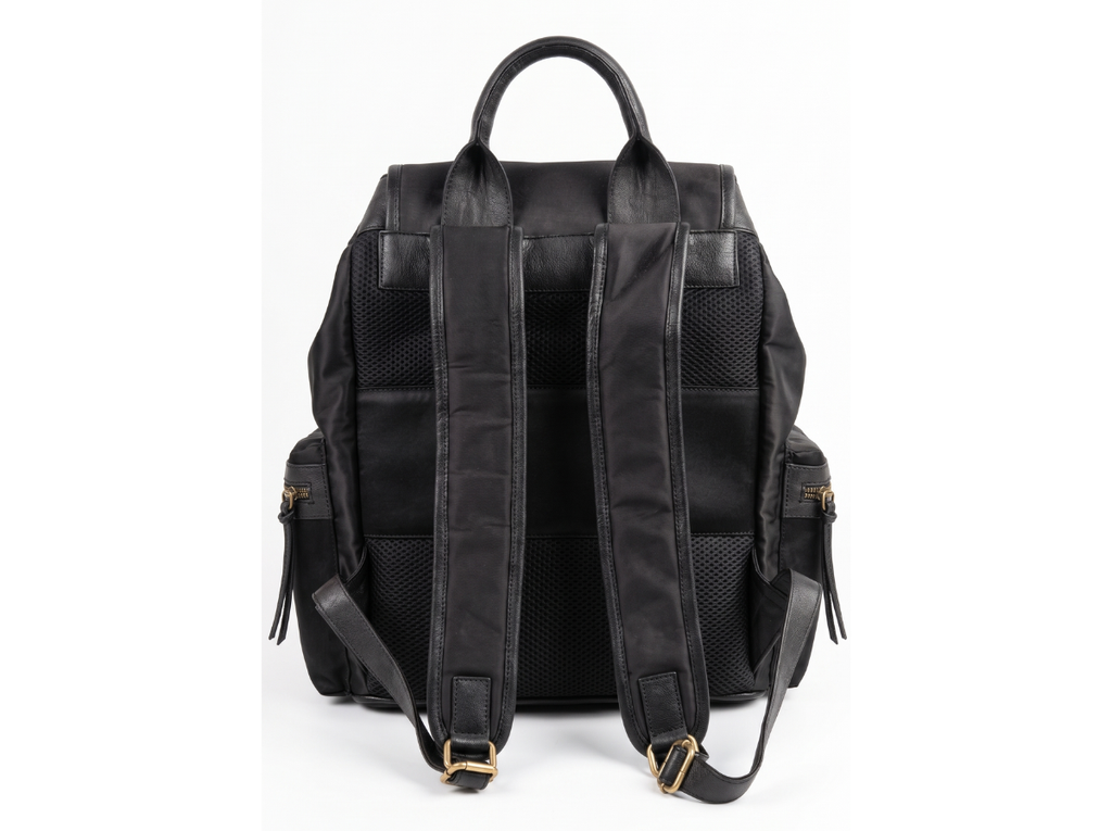 Black Bagpack